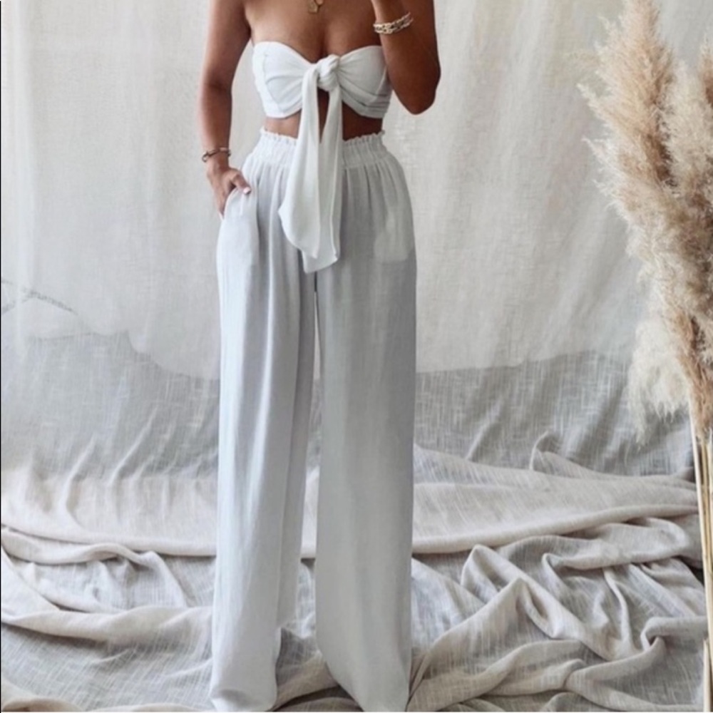 NWT JLUXLABEL White SetTwo brand new tags attached